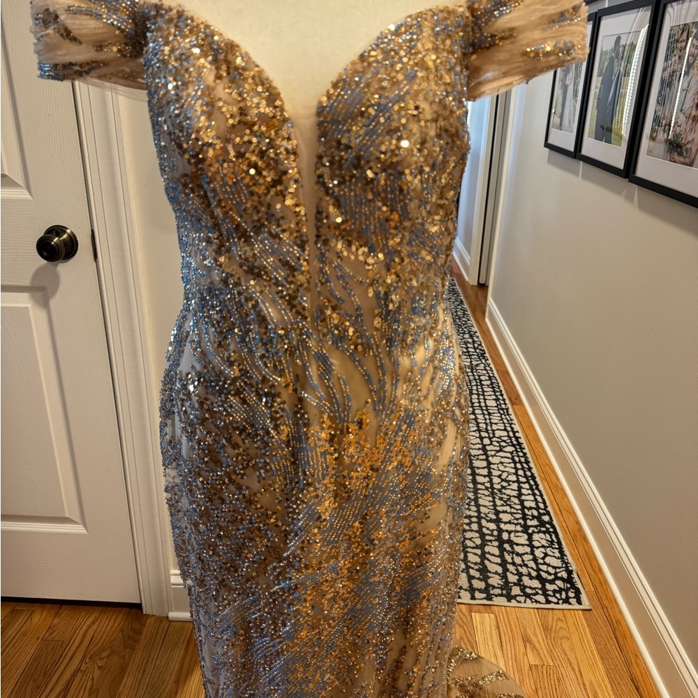 Elegant Gold Off-Shoulder Wedding Dress - Picture 5 of 13